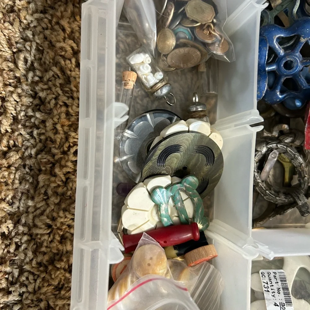 HUGE LOT vintage keys brooches watch parts belt buckles for crafts art jewelry